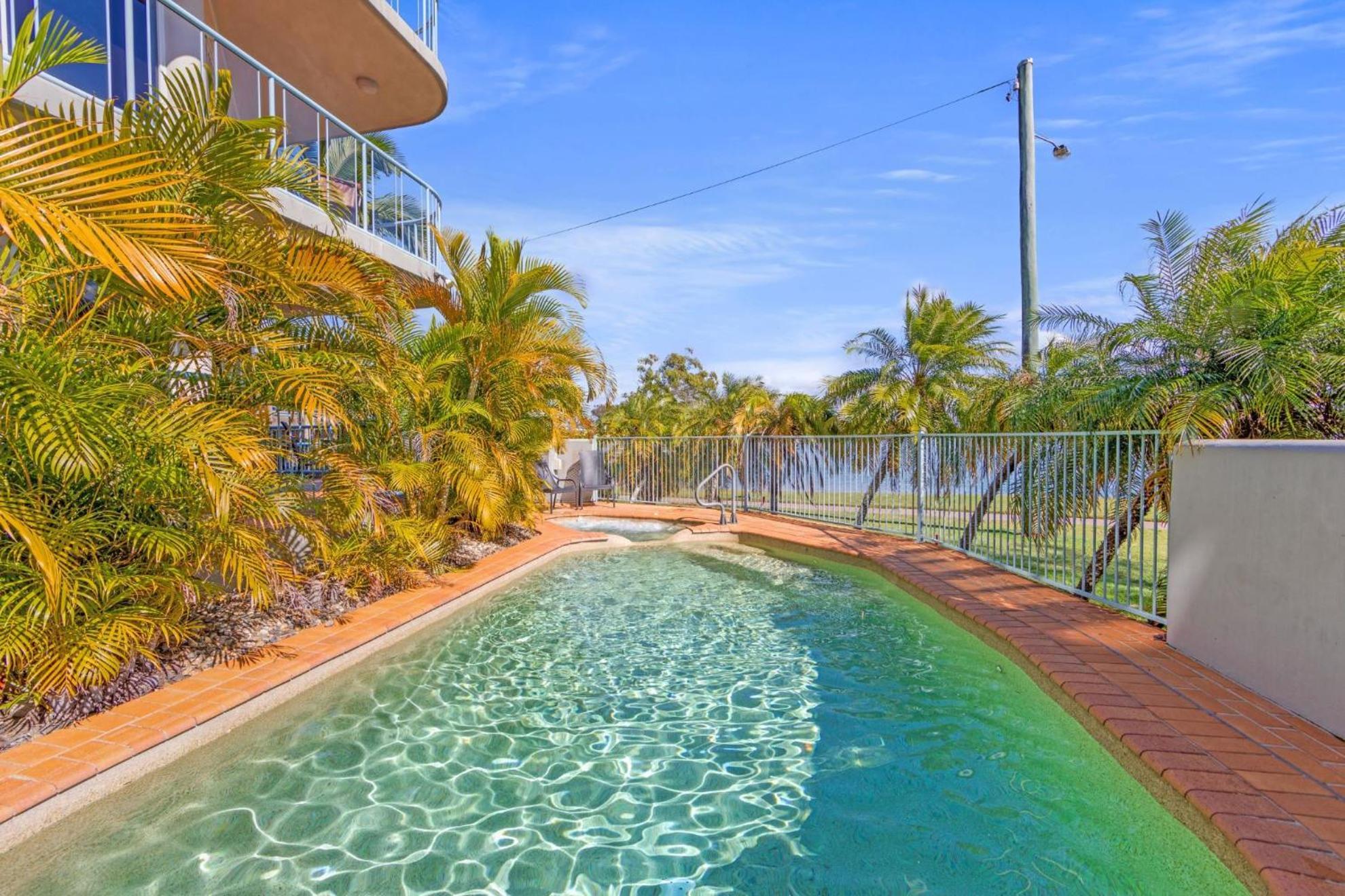 Reflections Holiday Apartments มารูชิดอร์ ภายนอก รูปภาพ